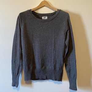 Gray crew neck sweater
